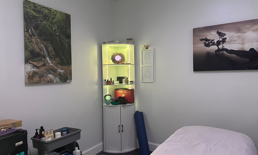 Image 2: Deep Tissue & Hot Stone Massage