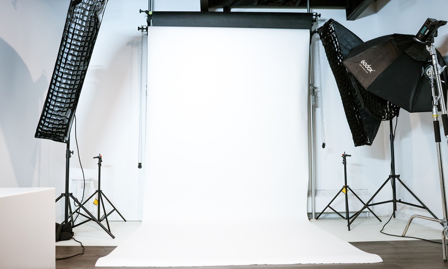 Image 6: Photo Studio Rental for Portraits & Content Creation