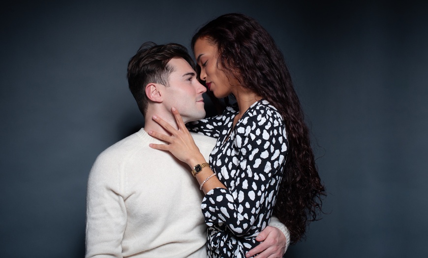 Image 1: Jusqu'à 92% de remise sur Session photo - Studio chez Rmb Studio