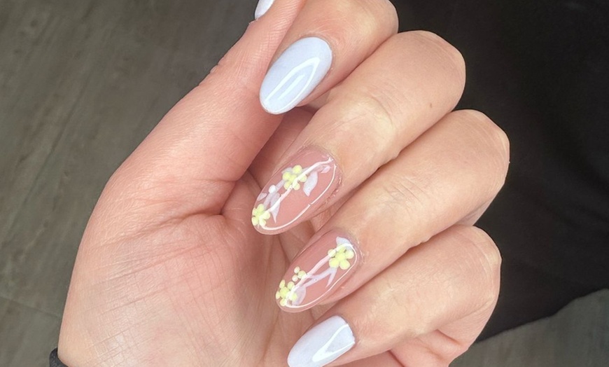 Image 2: Up to 50% Off on  at Rich Flower Ladies Beauty Center