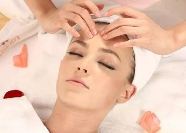 Experience JR Beauty Station's 60-Minute JR Signature Facial, offering up to 59% off, for youthful, glowing skin - Second Medium