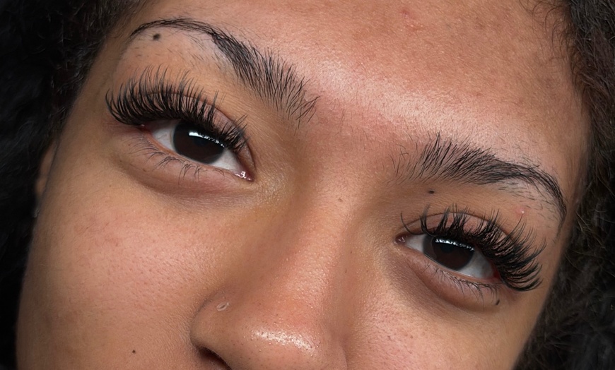 Image 7: Up to 35% Off on Eyelash Extensions at DITCH da Strips