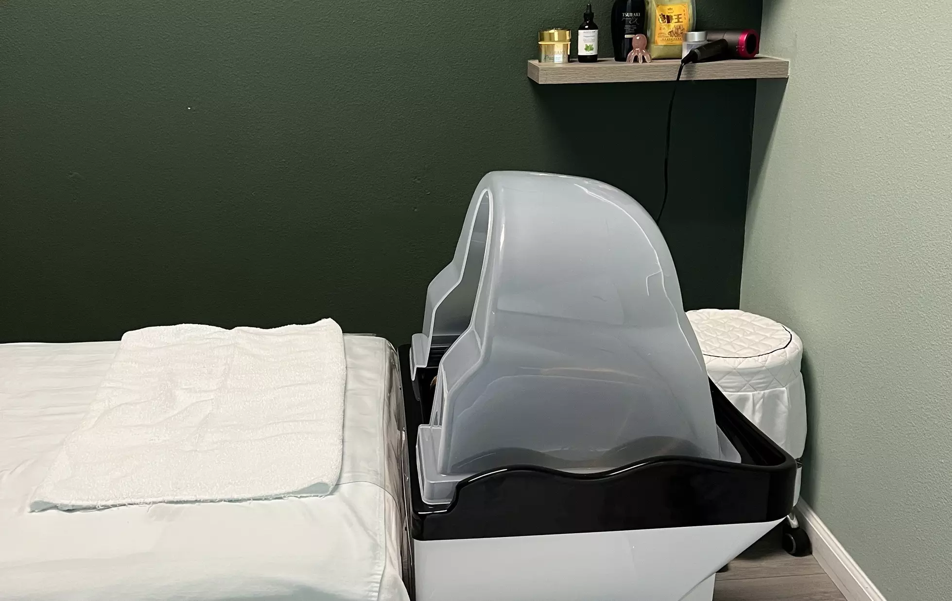 Relax and Rejuvenate With a 30 Min Head Spa at Fresh Facial and Salon - Up to 57% Off - Second Medium