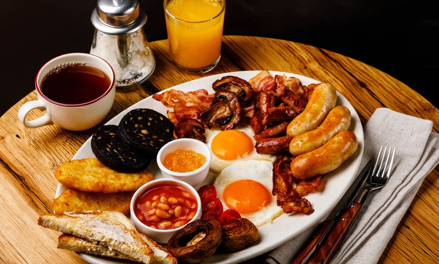 Image 3: Unlock & Enjoy 6, 12, or 18 Months of EatInOut Subscription