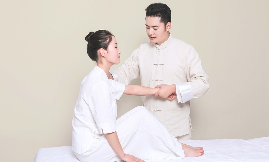 Image 2: Body & Foot Combo Massages with Optional Hot Stones for 1 or 2
