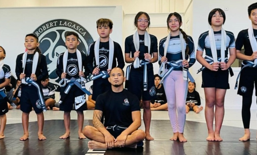 Image 1: Two Weeks - Unlimited Jiu-jitsu Classes Adults And Kids (Free T-Shirt)