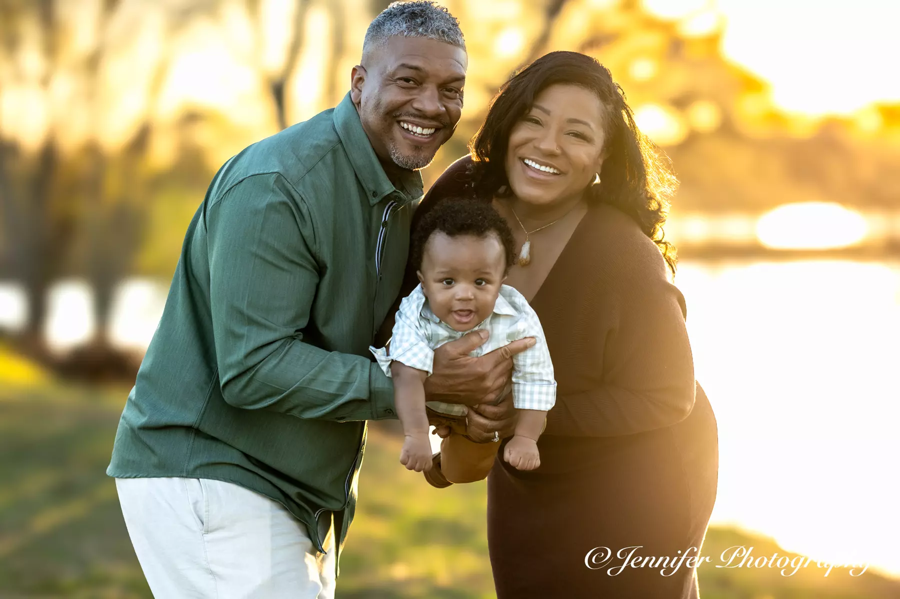 60,90, or 120-Minute Outdoor Photography Session with Photo Package