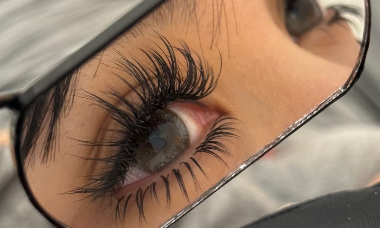 Transform Your Lashes: Eyelash Extensions at G you Beautiful