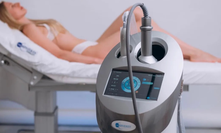 Image 3: 30- and 60-Min Endosphères Evolution Body Treatments
