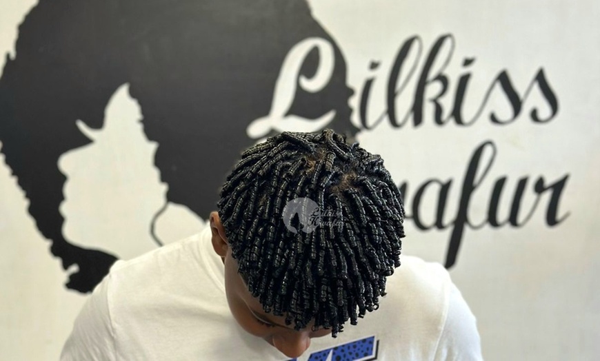 Image 11: Coiffure locks, tresses collées, tissage, perruque ou braid