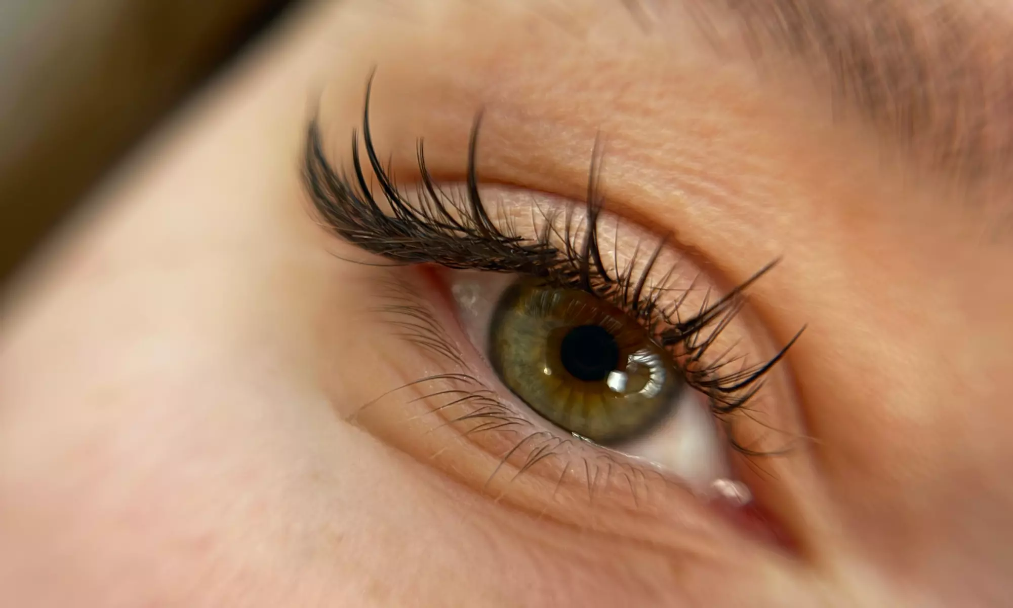 Konsultacja online z przedłużania rzęs przed zabiegiem