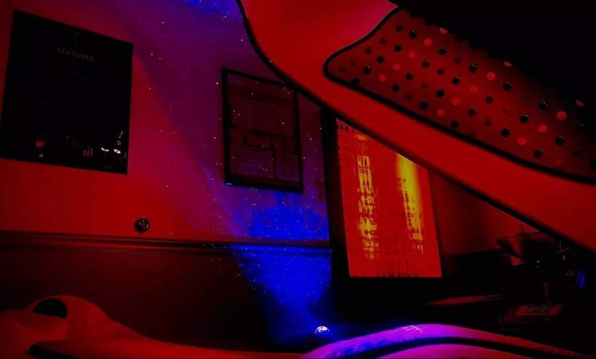 Image 2: Up to 50% Off on Infrared Therapy at NI-KAHCHI PURE