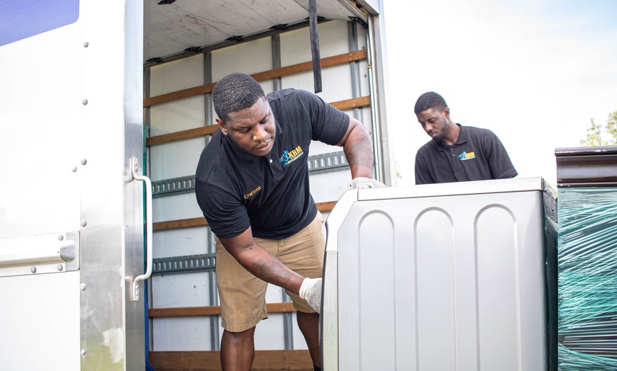 Image 3: 2, 3 or 4 Hours of Moving with 2, 3 or 4 Movers and a Truck