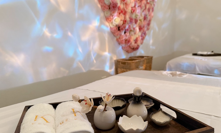 Image 4: Up to 42% Off on Couples Massage at The Key Spa