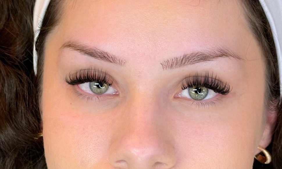 Up to 37% Off on Eyelash Extensions at The Mane Lab