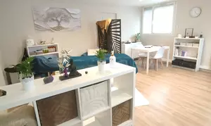 Massage intuitif du corps ou massage femme enceinte intégral de 60 minutes (jusqu'à 36% de remise)