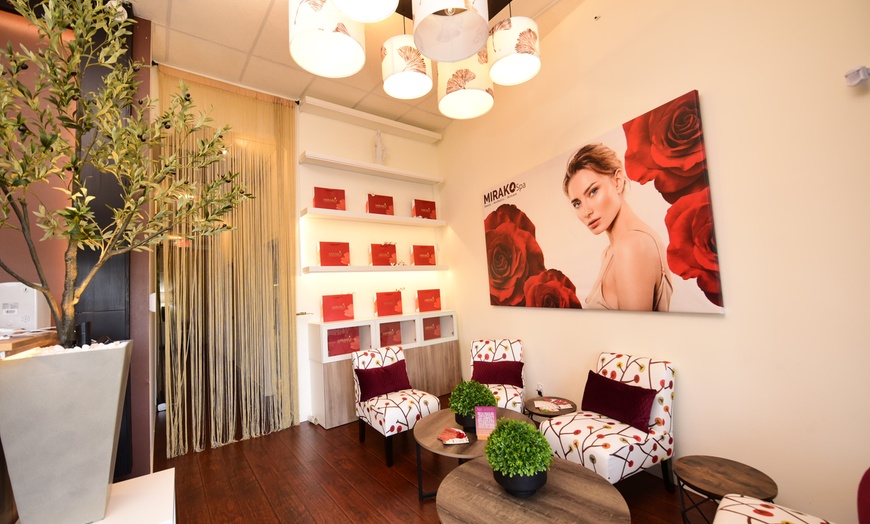 Image 6: Choice of Facials: Brightening Vita C Facial & More for Radiant Skin