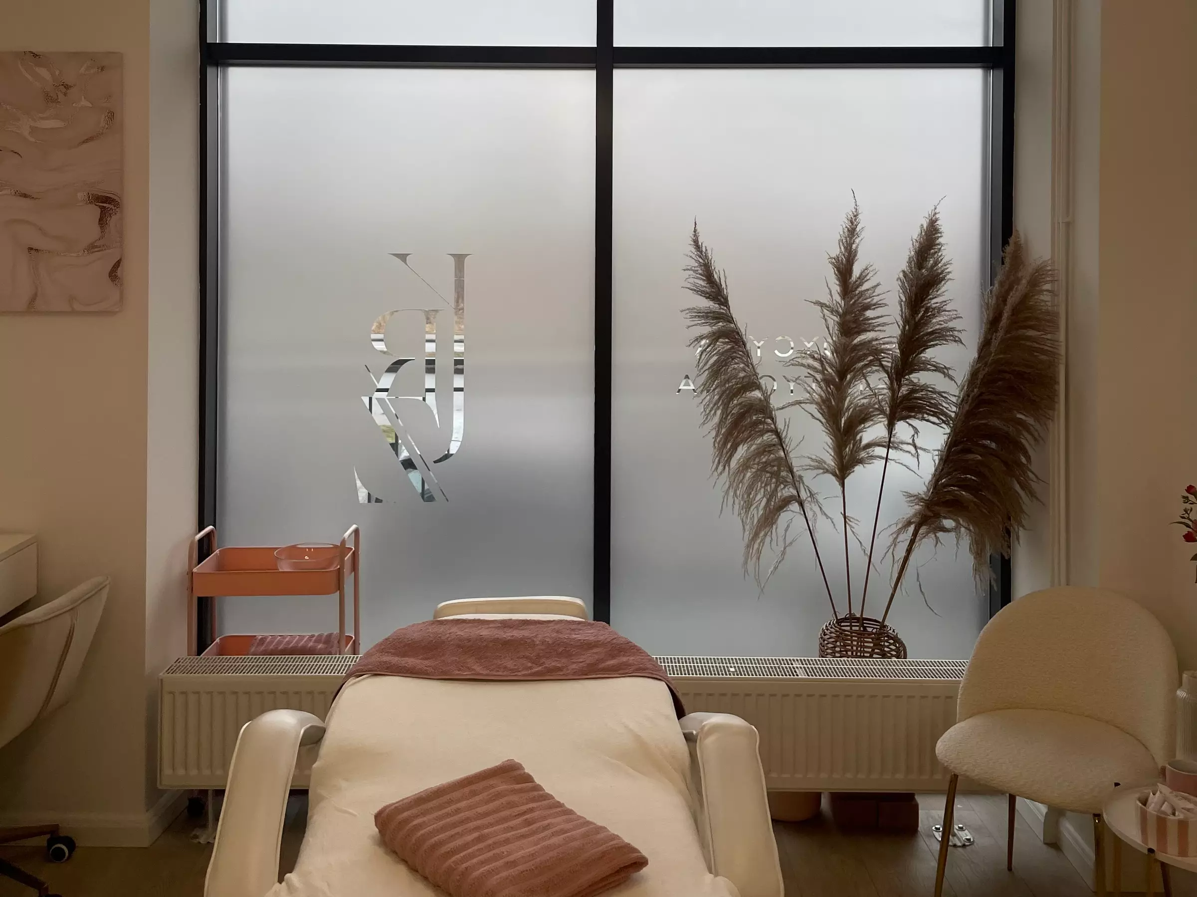 Do 20% zniżki na Masaż - Całe ciało w Dobi Beauty