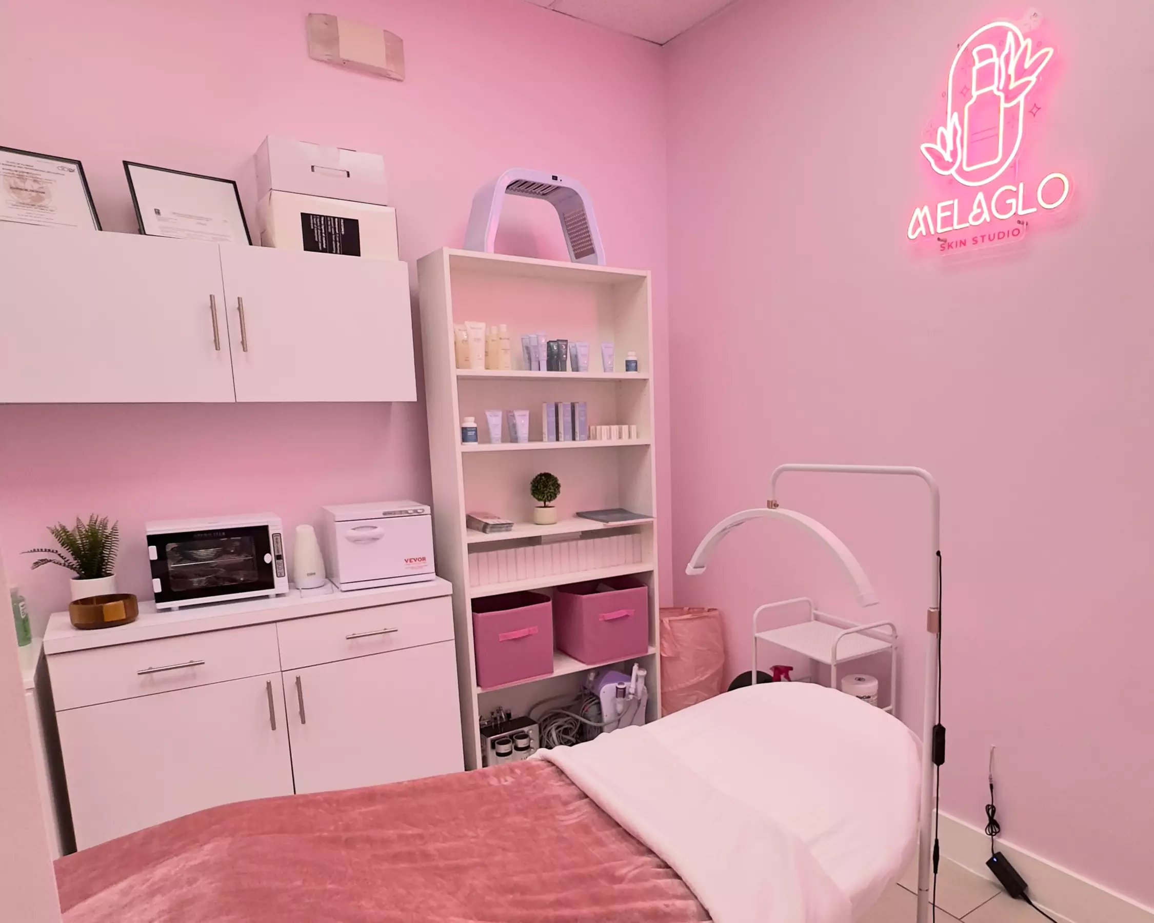 One or Two 30 or 45 Minute Eyebrow Lamination & Wax Session for One