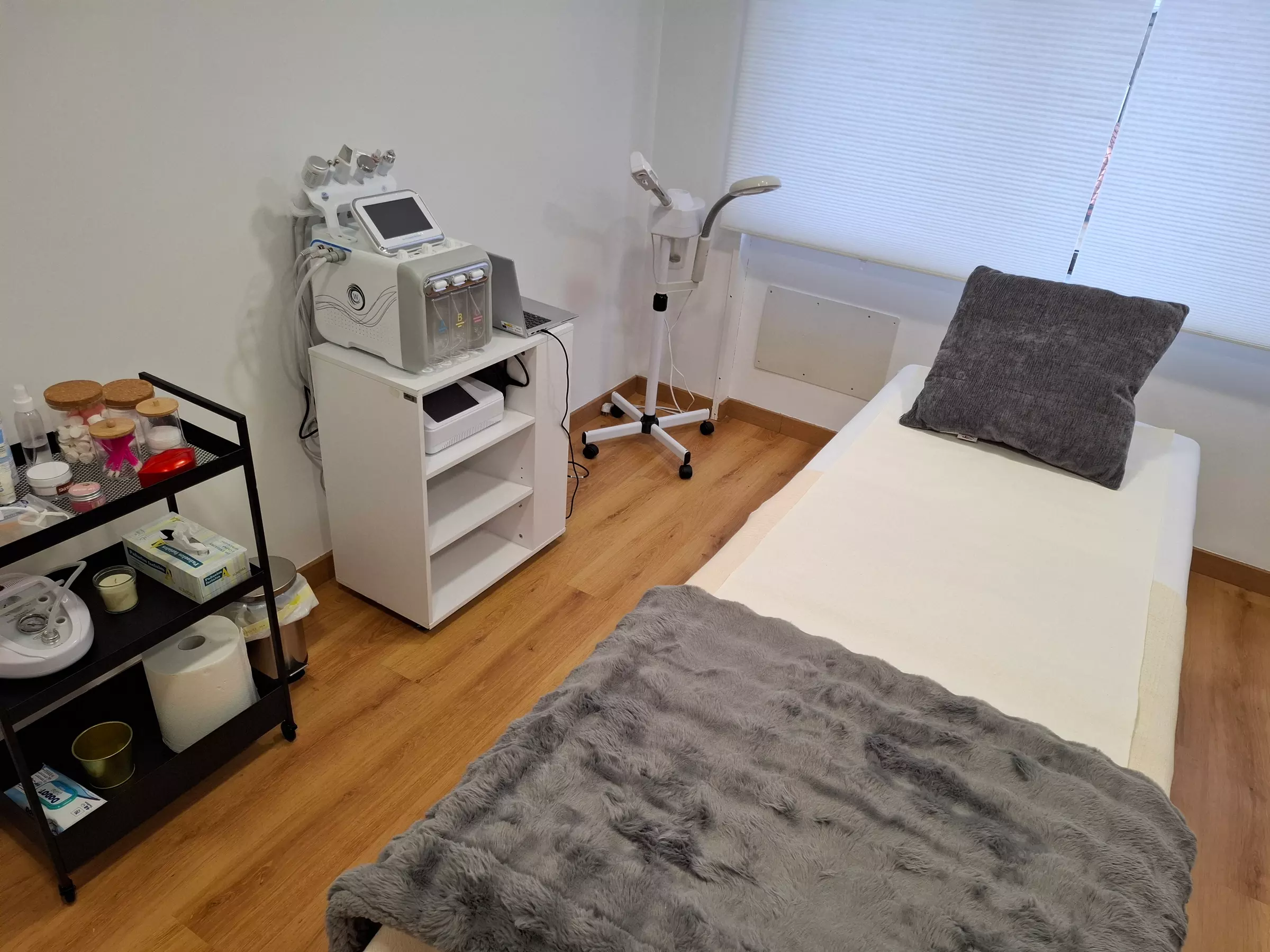 1 o 2 sesiones de 30 minutos de radiofrecuencia facial para 1 persona