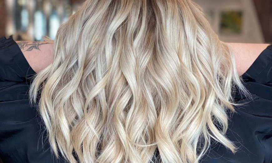 Image 2: Women’s blowout w/ or without Hot Tools or Single Process Color 