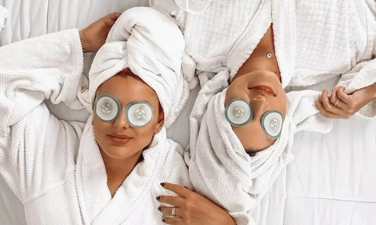 Quality Time Awaits: 1 or 2 60-Minute "Mommy & Me" Head Spa Sessions