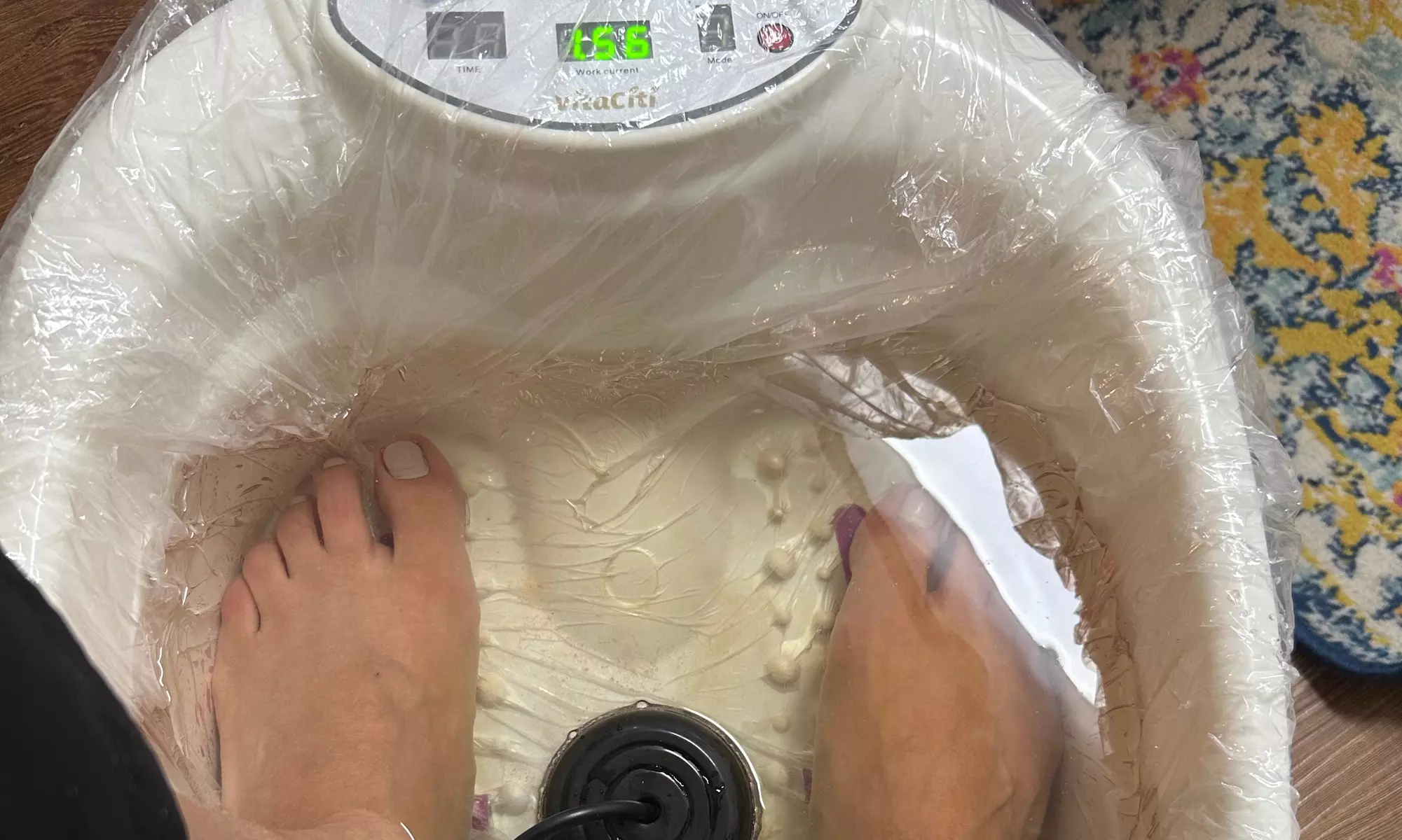 1,3 or 5 30 Minute Ionic Detox Foot Bath Treatment
