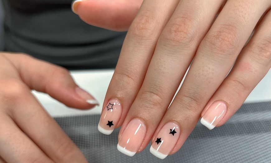 Image 16: Beauté des pieds pour homme chez Nails Art
