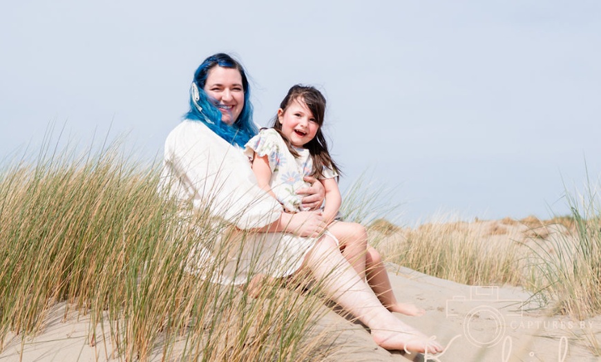 Image 8: Tot 50% korting op  bij Captures by Kayleigh