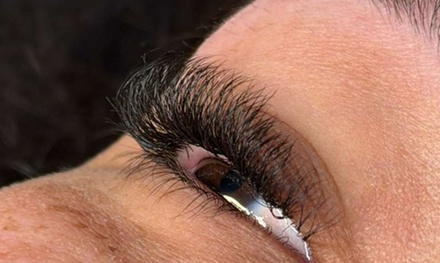 Classic Eyelash Extensions (90-Minute Session) - Glow face beauty