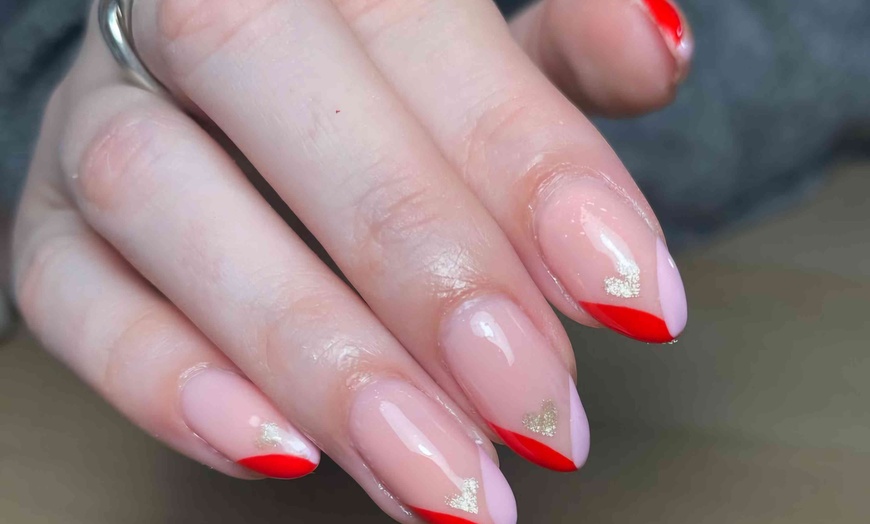Image 2: Shellac Mini Manicure or BIAB Nails On Natural Nails