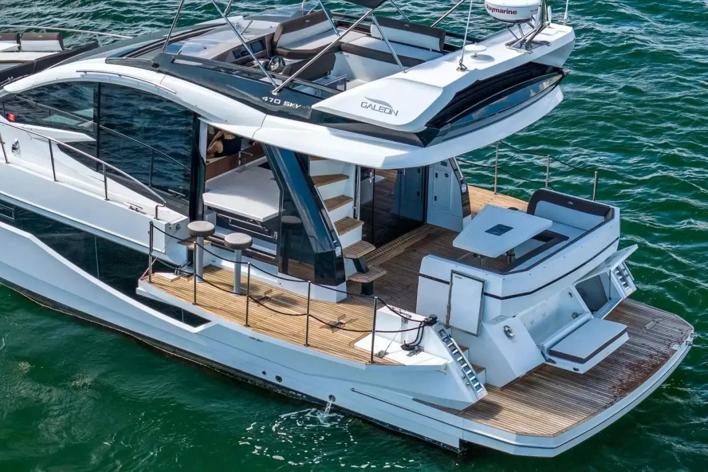 Up to 25% Off on Yacht Rental at Galeon Sky LLC