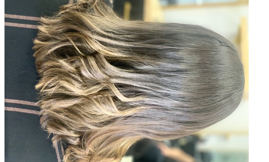 Image 14: Luxury Conditioning Treatment, Scalp Massage & Style