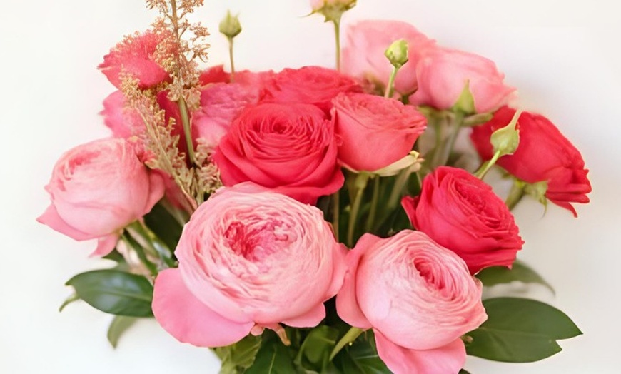 Image 5: Ramo de flores de diseño artesanal en tamaño mediano, grande o XL