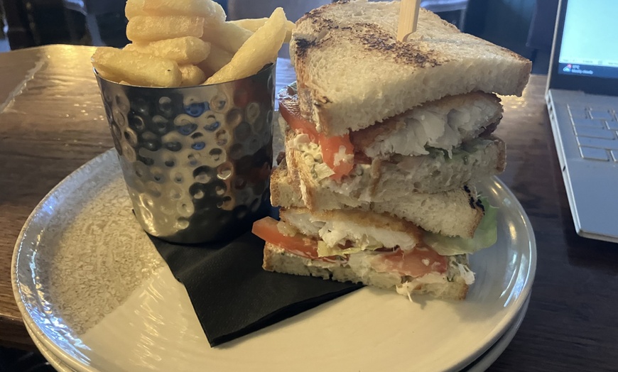 Image 8: For 1, 2 or 4 People: 2-Course Meal with Beer or Wine