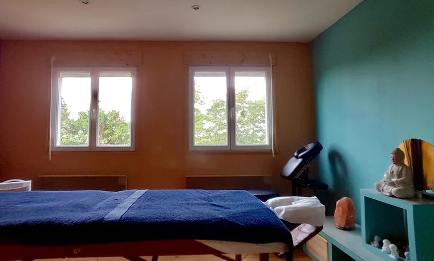 Image 3: Massage indien, balinais, californien, thaï, japonais, détox au choix