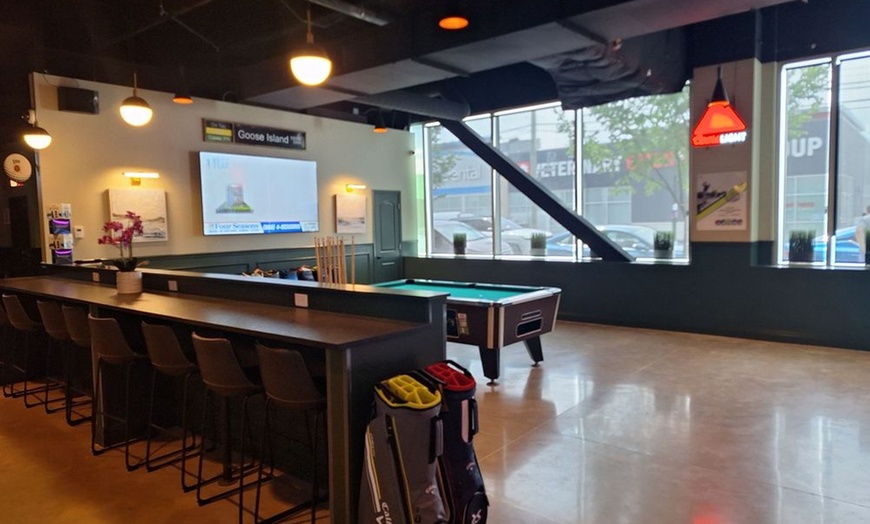 Image 4: Elevate Your Game: Immersive Virtual Golf Simulator Experience