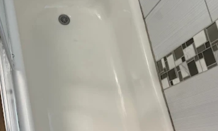 Image 4: 3, 4 or 5 Hours of Professional Cleaning for Small Apartments & More