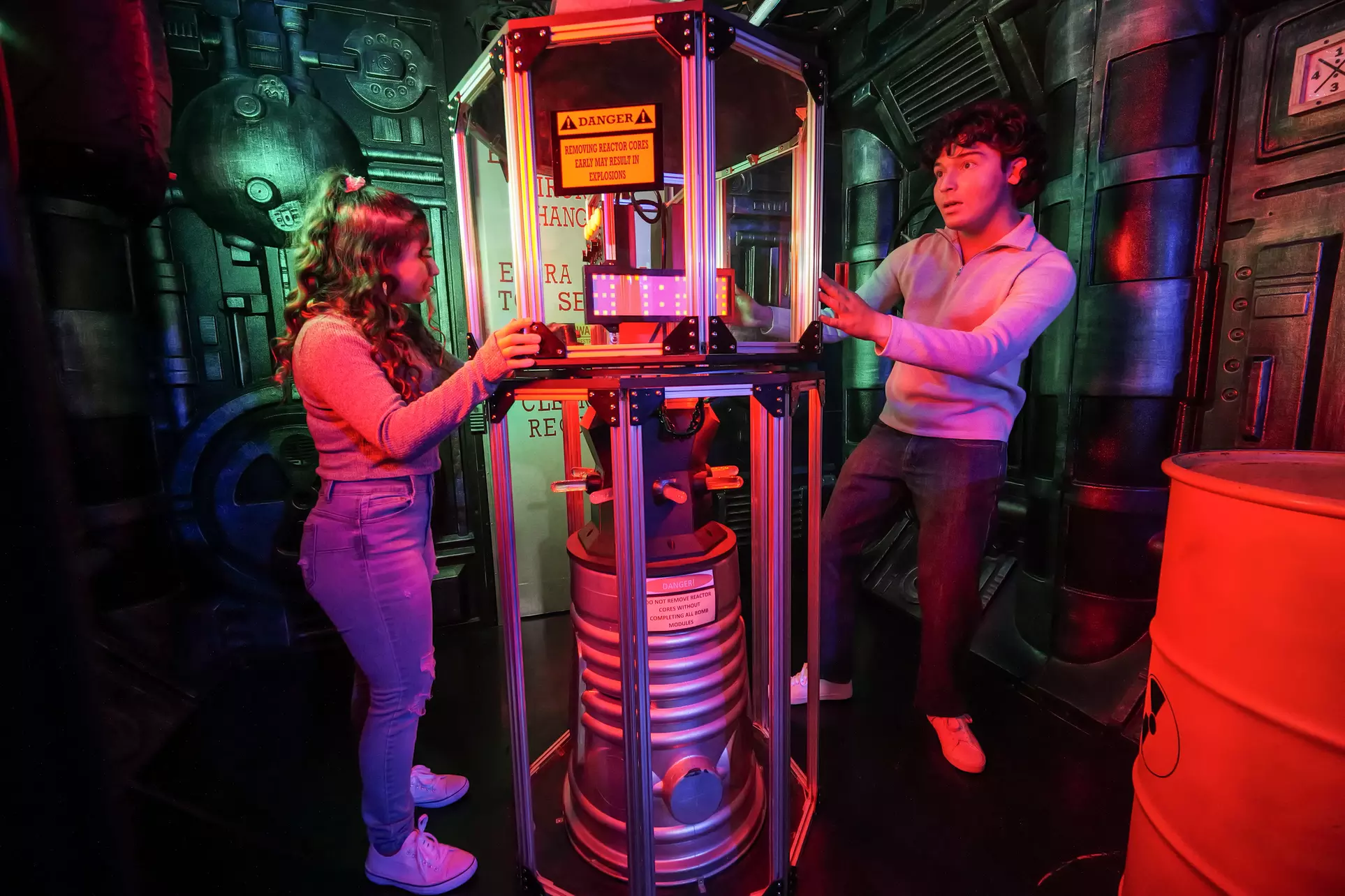 Unleash Your Inner Detective With Expertly Crafted Escape Rooms!