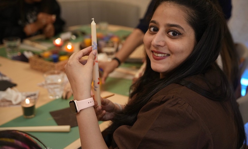 Image 3: Solo or Couple Candle-Painting Workshop