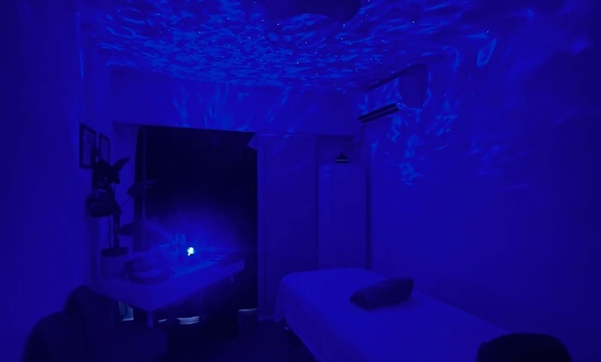 Image 1: Réflexologie plantaire de 30, 45 ou 60 min avec David Lelong Dhelaroma