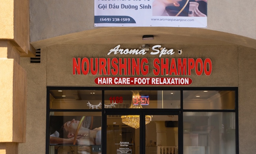 Image 6: Essential (60-Min), Signature (75-Min), or Royal (90-Min) Head Spa