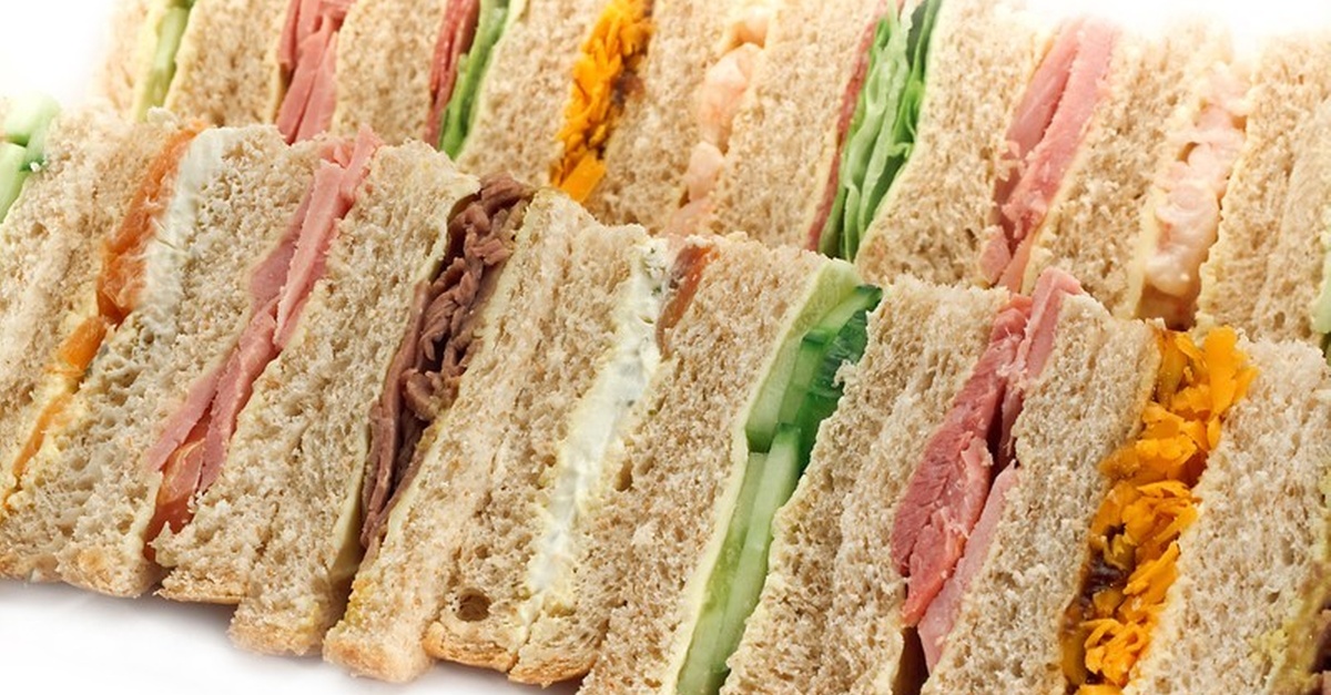 Catering de afterwork con picoteo variado para hasta 6 personas en Madrid