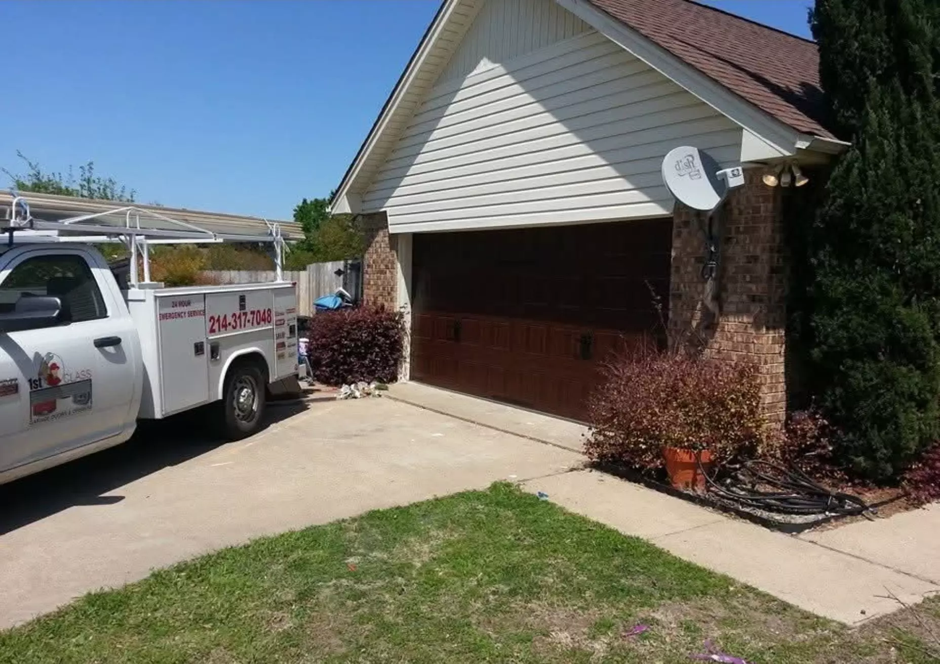 Save Big: Garage Door Repair with Tune-Up at an Unmatched Price