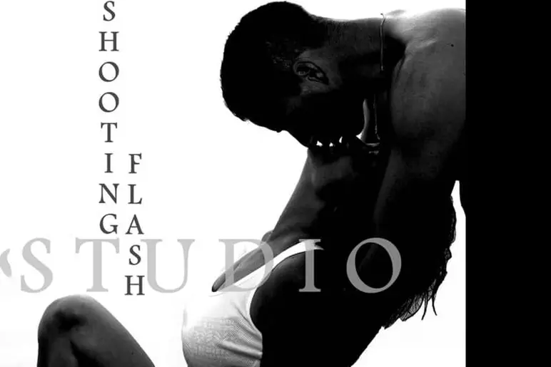 Shooting photo de l’Amour STUDIO FLASH STUDIO Pieds dans l’eau (jusqu'à 78% de réduction)