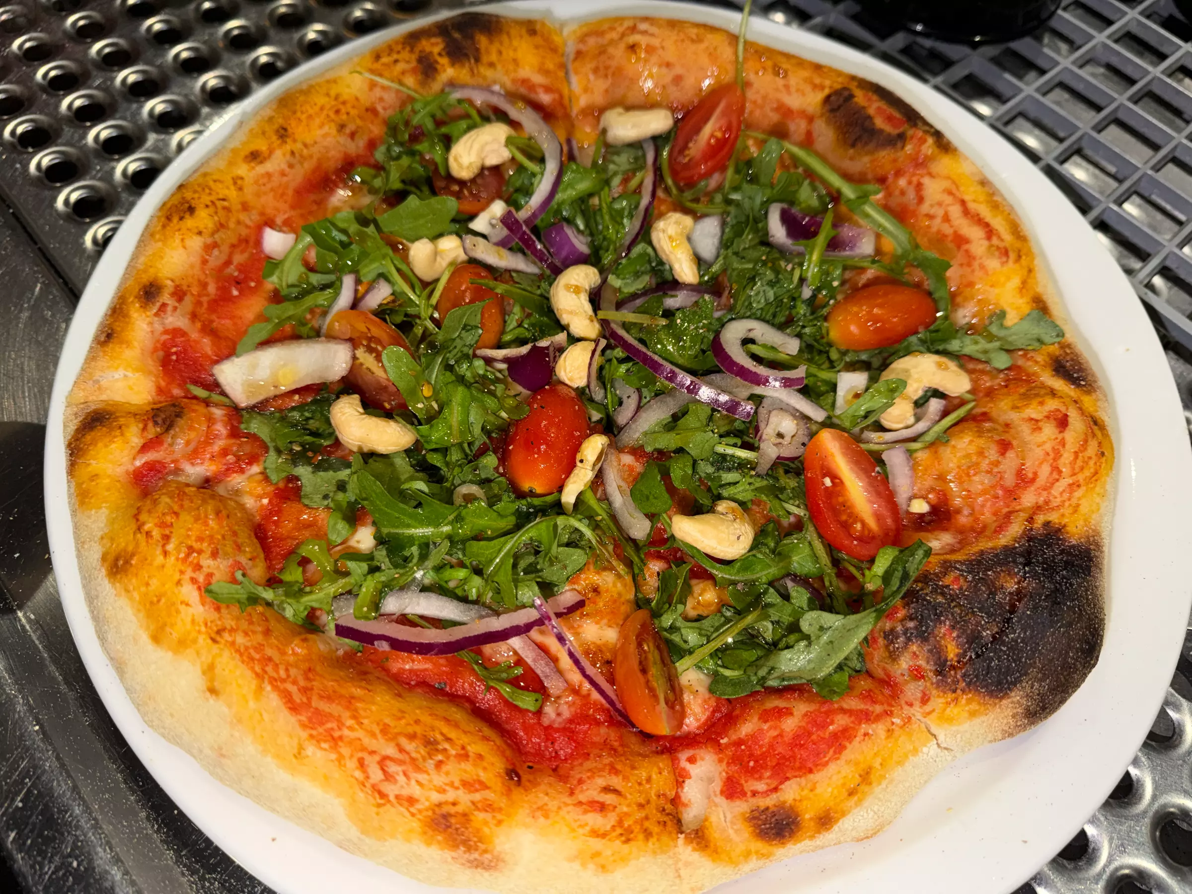 Pizza oder Pasta nach Wahl inkl. kleinen Beilagensalat für 1-4 Pers.