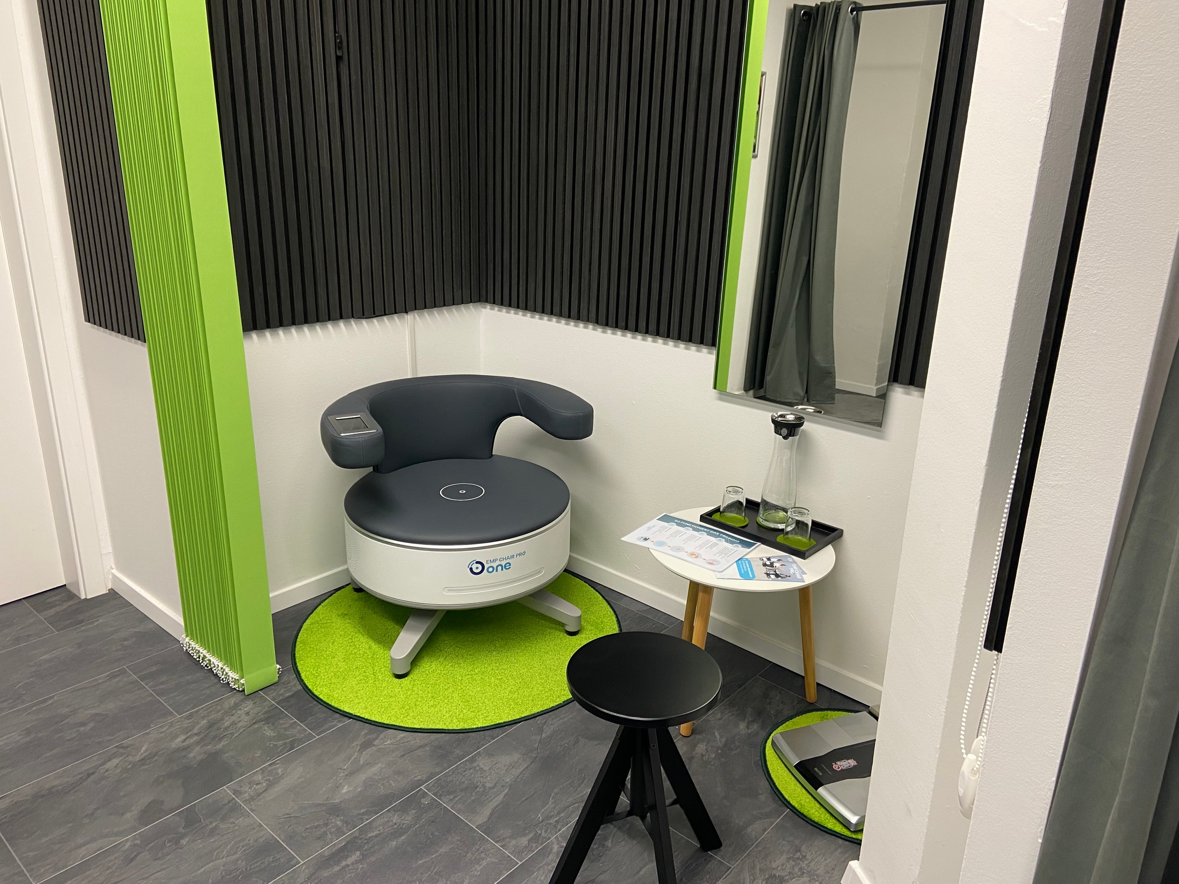 Beckenbodentraining mit dem EMP Chair PRO für 1 Person