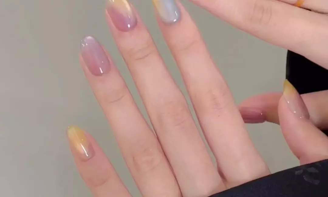 Choose from Manicure or Eye Color/ Gel Shellac Change