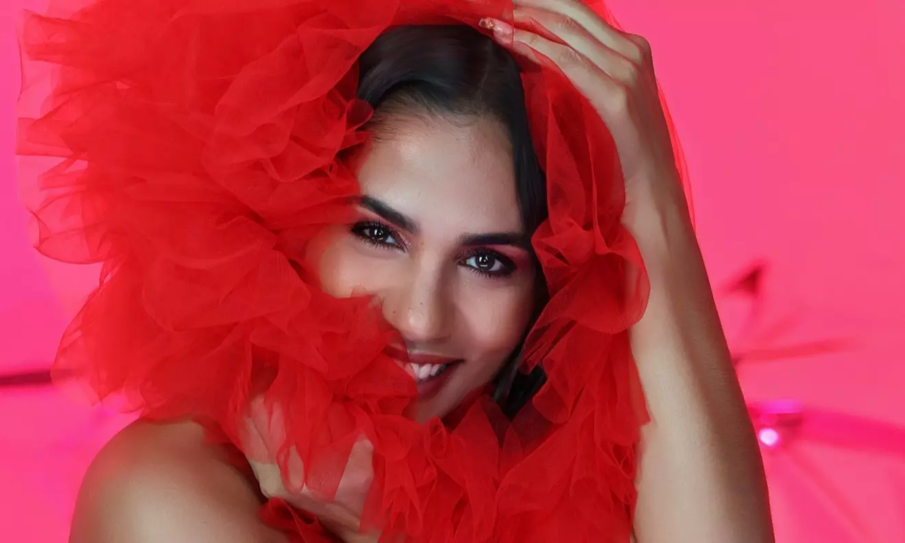 Picture-Perfect Moments: 30–60 Min In-Studio Photo Sessions