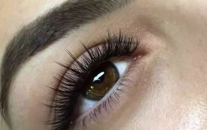 Up to 37% Off on Eyelash Extensions at summer nail spa &lash